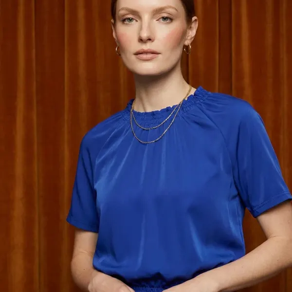 The Gathered Ruffle Top – Blue