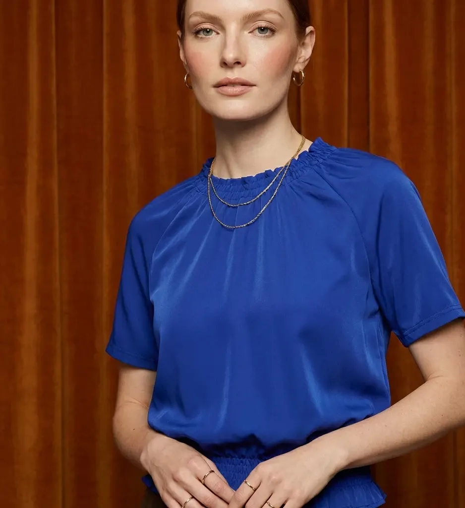 The Gathered Ruffle Top – Blue