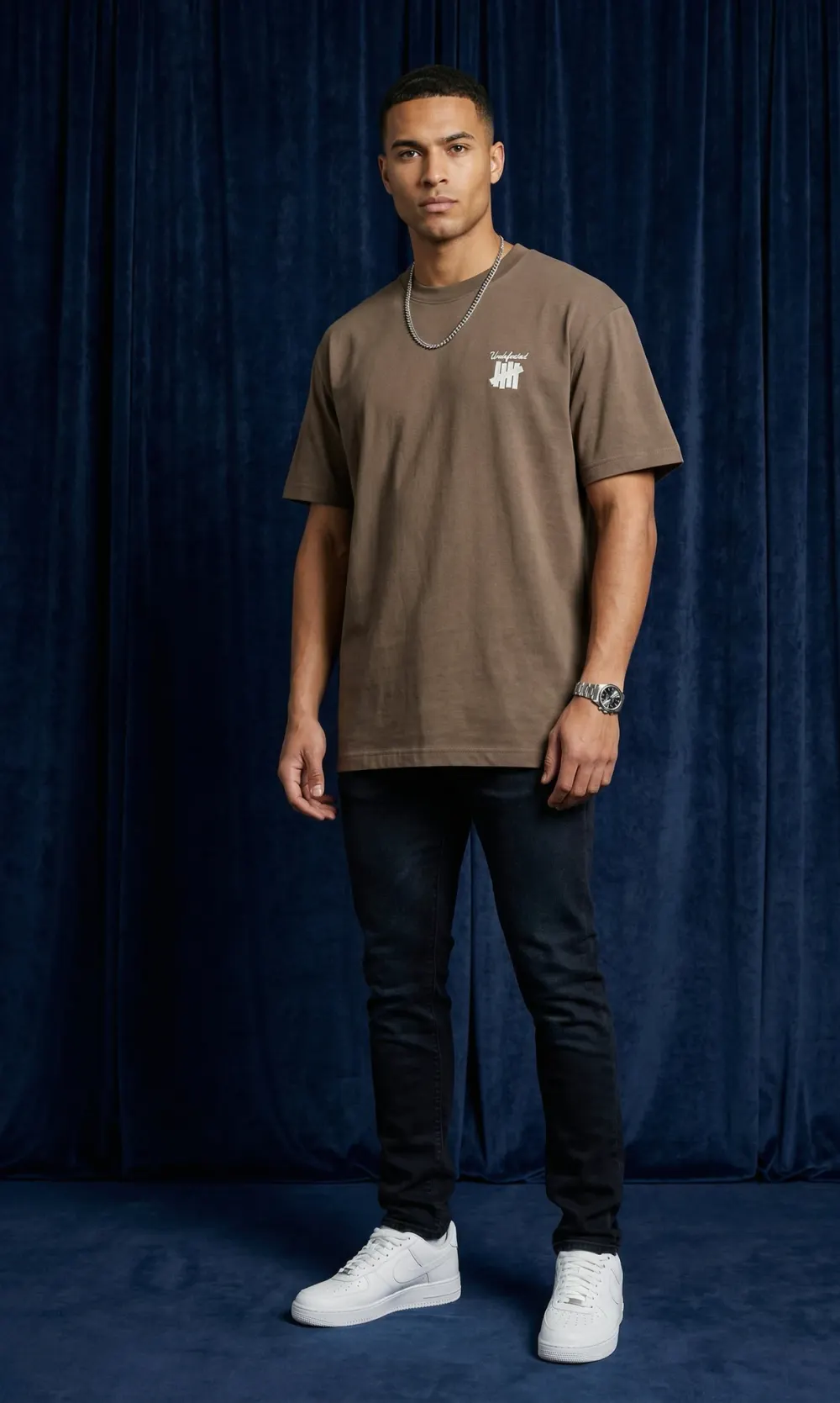The Four Bar Tee – Brown