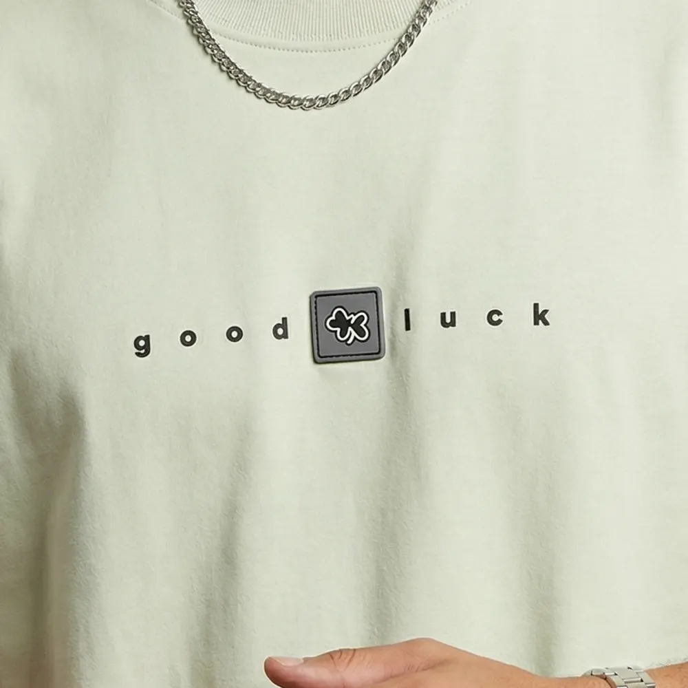 تيشيرت بعبارة «Good Luck» – أخضر مريمي — 2