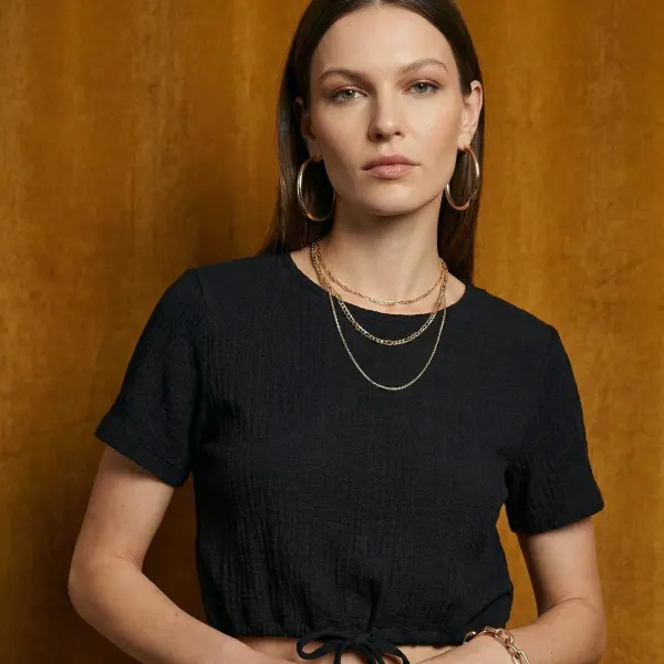 The Tie-Hem Top – Black