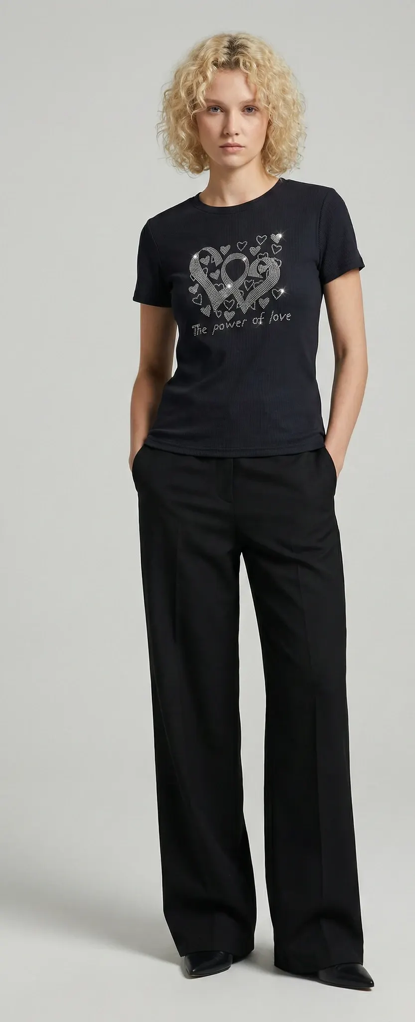 The Crystal Heart Tee – Black