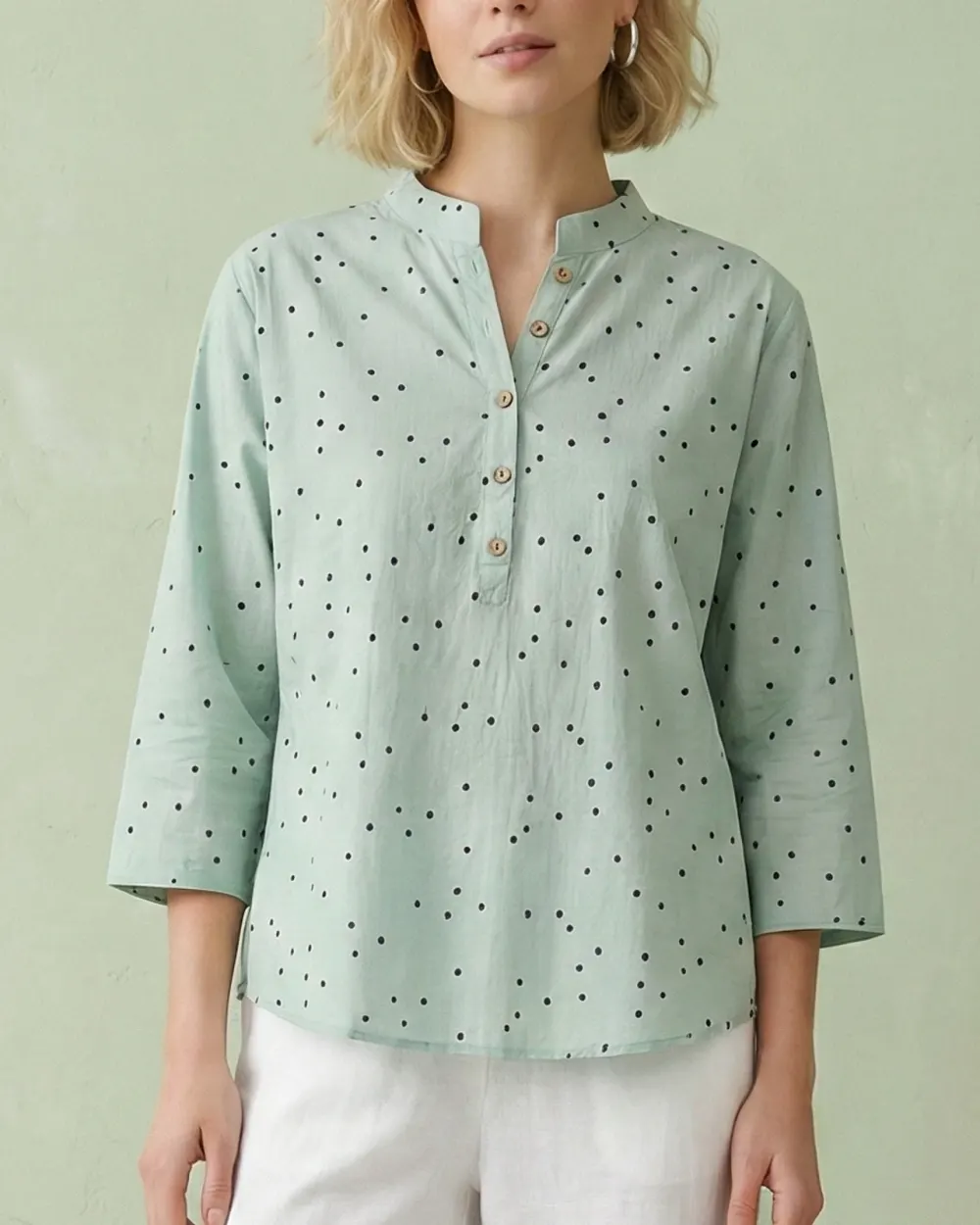 The Pinpoint Dot Blouse – Green — 3